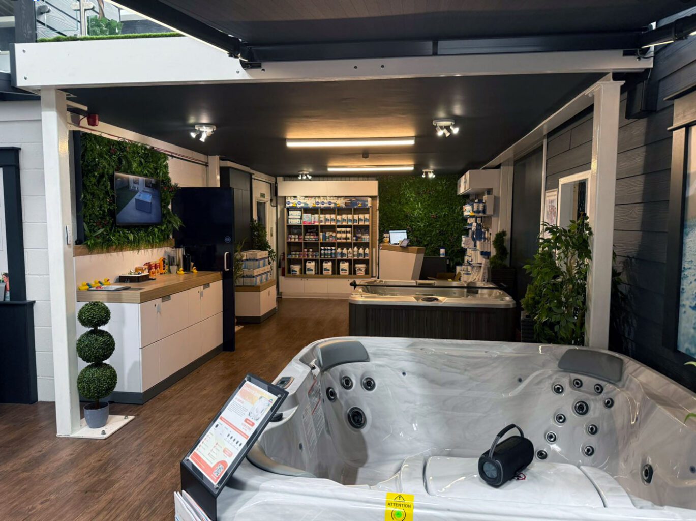 About Us - My Hot Tub Shop Showroom